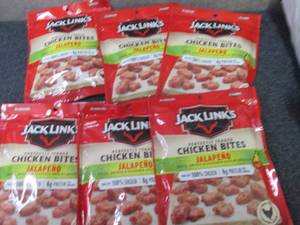 lot 392 image: 6- 3.25 oz Jack Links Jalapeno Chic...