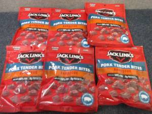 lot 395 image: 6- 3.25 oz Jack Links Barbecue Pork...