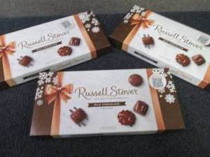 lot 426 image: 3- 9.4 oz Russell Stover Milk Choco...