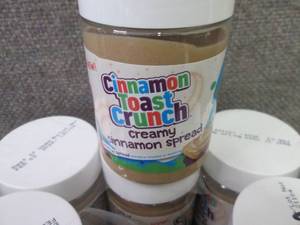 lot 432 image: 6- 10 oz Cinnamon Toast Crunch Crea...