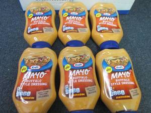 lot 447 image: 6- 22 oz Kraft Buffalo Style Dressi...