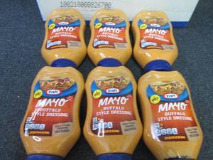 lot 448 image: 6- 22 oz Kraft Buffalo Style Dressi...