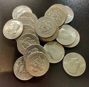 (20) Kennedy Half Dollars