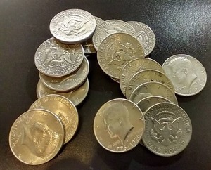(20) Kennedy Half Dollars