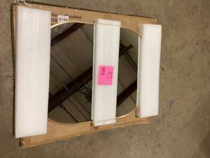 StyleWell Medium Modern Oval Gold Framed Mirror (22 in. W x 32 in. H)  Customer Returns See Pictures