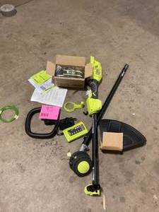 RYOBI 40V Expand-It Cordless Battery Attachment Capable String Trimmer with 4.0 Ah Battery and Charger    Customer Returns See Pictures