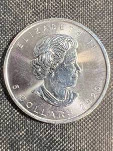 2020 CANADIAN MAPLE LEAF 1 TROY OZ .9999 FINE SILVER