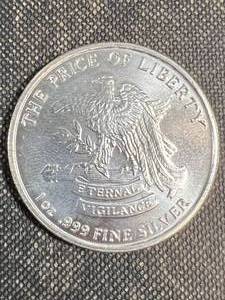 1 TROY OZ .999 FINE SILVER DONT TREAD ON ME ROUND