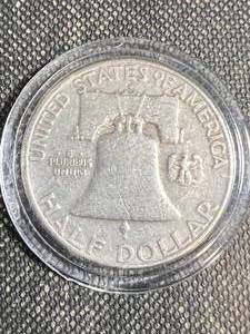 1960-D US FRANKLIN HALF DOLLAR IN AIRTITE
