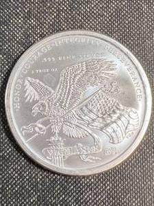 2 TROY OZ .999 FINE SILVER DONALD TRUMP ROUND