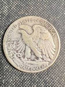 1941 US WALKING LIBERTY HALF DOLLAR