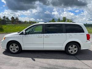 2012 Dodge Grand Caravan Crew - 2 OWNERS