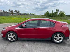 2012 Chevrolet Volt Premium - 2 OWNERS