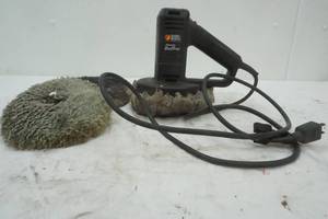 Black & Decker Electric Handy Buffer & pads