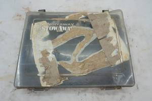 Organizer with hardware