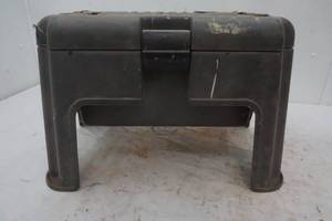 Rubbermaid Tool Stool with handle