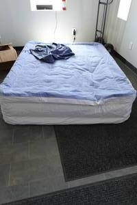 lot 195 image: Queen Size Air Mattress with Built-In Pump