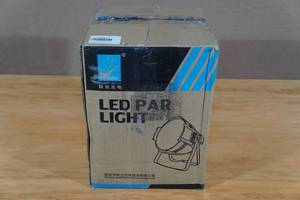 lot 7 image: Big Dipper LP019-H LED Par Light