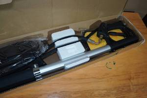 lot 104 image: 19 Telescoping Pressure Washer Wand