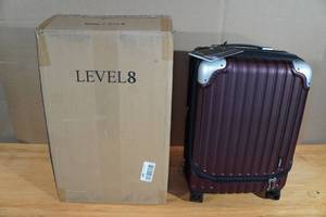 lot 132 image: Level8 Grace Expandable Carry on Luggage 20 Hardcase Suitcase -Red