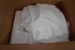 lot 146 image: 6 8 Round Table Cloth Table Covers -White