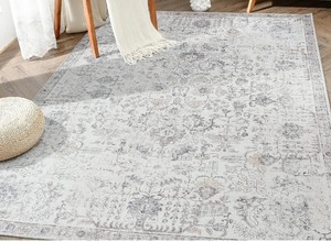 lot 26 image: Jinchan Area Rug 6x9