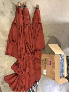 Lot of Umbrellas Customer Returns See Pictures
