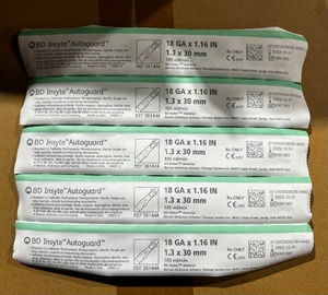 lot 23 image: BD IV Catheter (18G x 1.16 IN) 381444