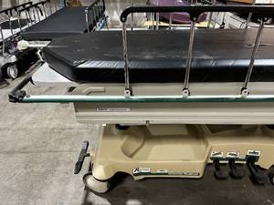 lot 11 image: Stryker 721 Transport Stretcher