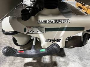 lot 5 image: Stryker 721 Stretcher