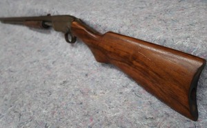 lot 7 image: VERY VINTAGE O.F. MOSSBERG & SONS 22