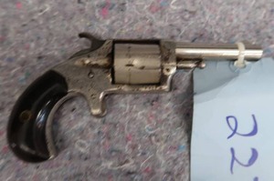 lot 18 image: RANGER No 2 MINI REVOLVER PISTOL