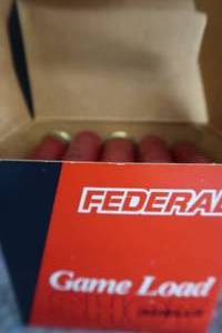 lot 28 image: FULL BOX FEDERAL 12 GA GAME LOAD SHOT