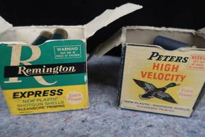 lot 31 image: 2 BOXES OF 16 GA SHOTSHELLS