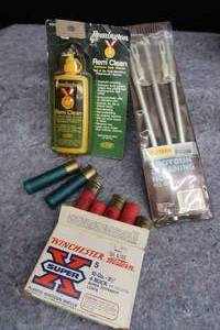 lot 36 image: 10 GA WINCHESTER SHOT GUN SHELLS