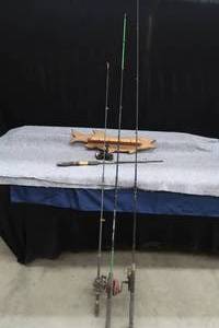 lot 89 image: RODS AND REELS