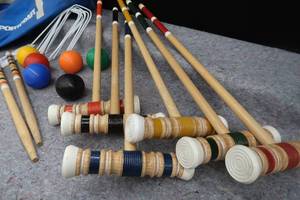 lot 103 image: SPORTCRAFT CROQUET SET