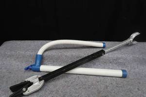 lot 96 image: SWIVL-EZE MARINE TRANSOM  HAND PUMP