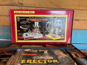Erector set, vintage