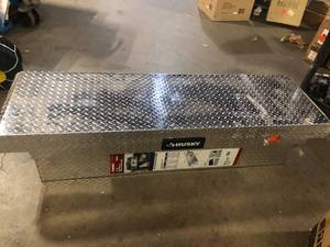 Husky 71.36 in. Diamond Plate Aluminum Full Size Crossbed Truck Tool Box  Customer Returns See Pictures