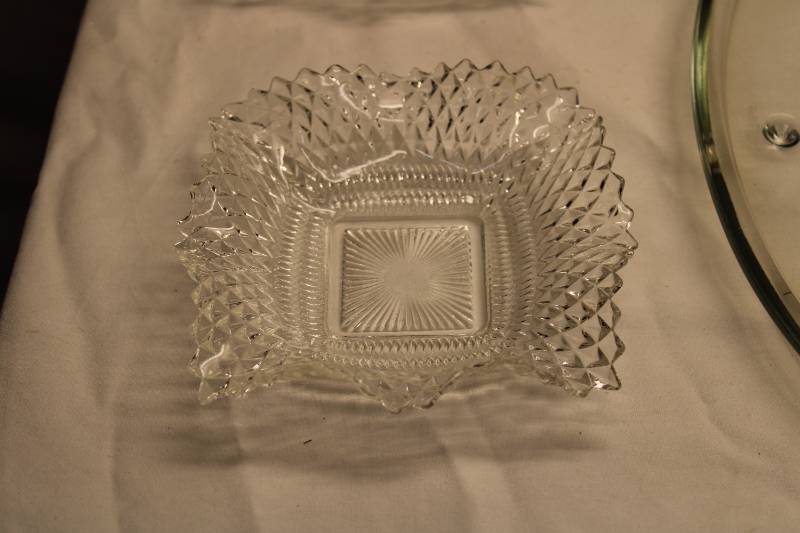 lot 159 image: Assorted Glassware