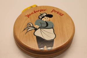 lot 9 image: Vintage Hamburger Press