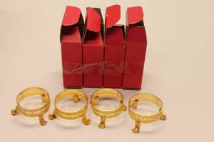 lot 17 image: Set of 4 Vintage Fancy Egg Stands with Original Box