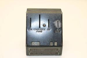 lot 75 image: Speer-Rosefelt Calendar Bank Co Milwaukee Wis 1920 Farmers & Merchants Bank (Missing key)