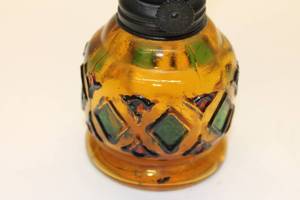 lot 77 image: Vintage Oil Lamp