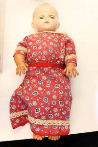 lot 81 image: Vintage Resin Doll