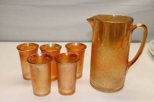lot 98 image: Carnival Glass Pitcher with 5 glasses