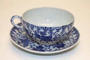 lot 104 image: Phoenix Bird China Five OClock Tea Cup and Saucer