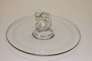 lot 111 image: Glass Serving Tray