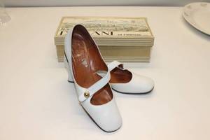 lot 115 image: Dayton Domani di Firenze Mary Janes